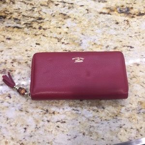 Gucci red leather wallet